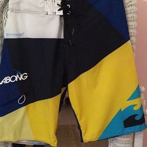 Men’s board shorts